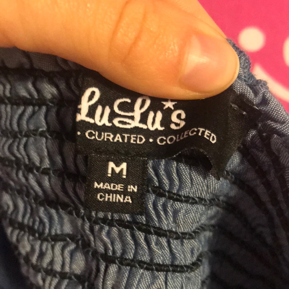 Lulu’s Crop Top - Picture 2 of 5